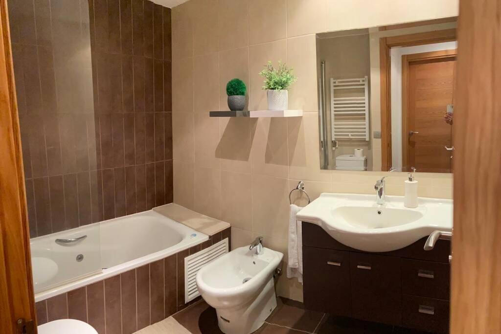 Apartamento Con Gran Jardin Privado Figueres (Girona) Exterior photo